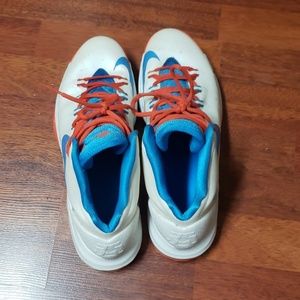 KDs Nike basketball size 11